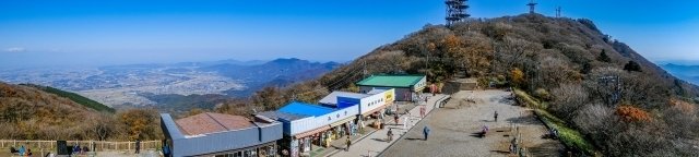 筑波山：ケーブルカー頂上駅の風景