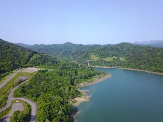 三笠市の桂沢湖の写真