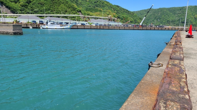 南伊勢町神前浦の漁港の写真