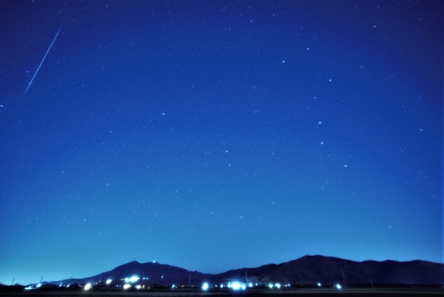 Geminids meteor shower and Mount Tsukuba