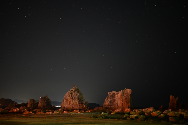 Cape Shio_Hashigui Rocks and starry sky